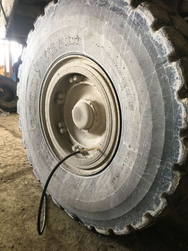 Partow Ideh Pars OTR Tire Air Chuck for Mining and Construction